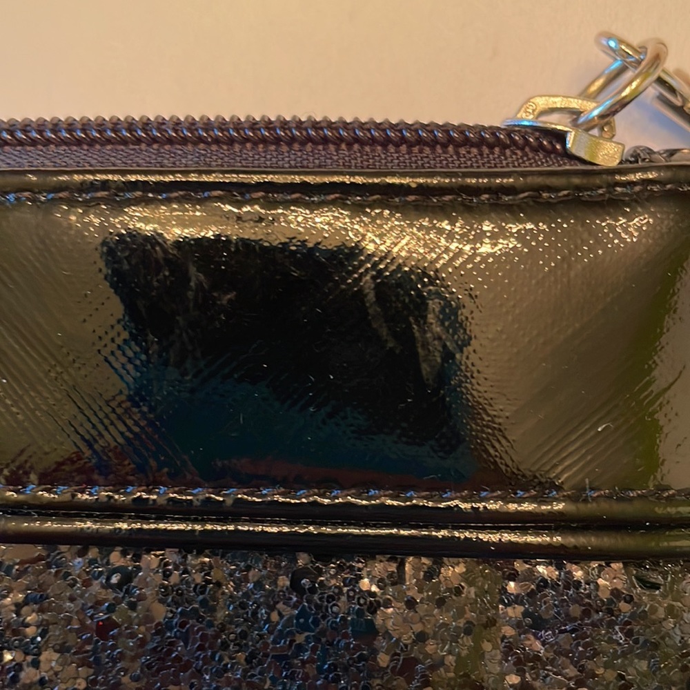 Small Express wristlet - Picture 4 of 6